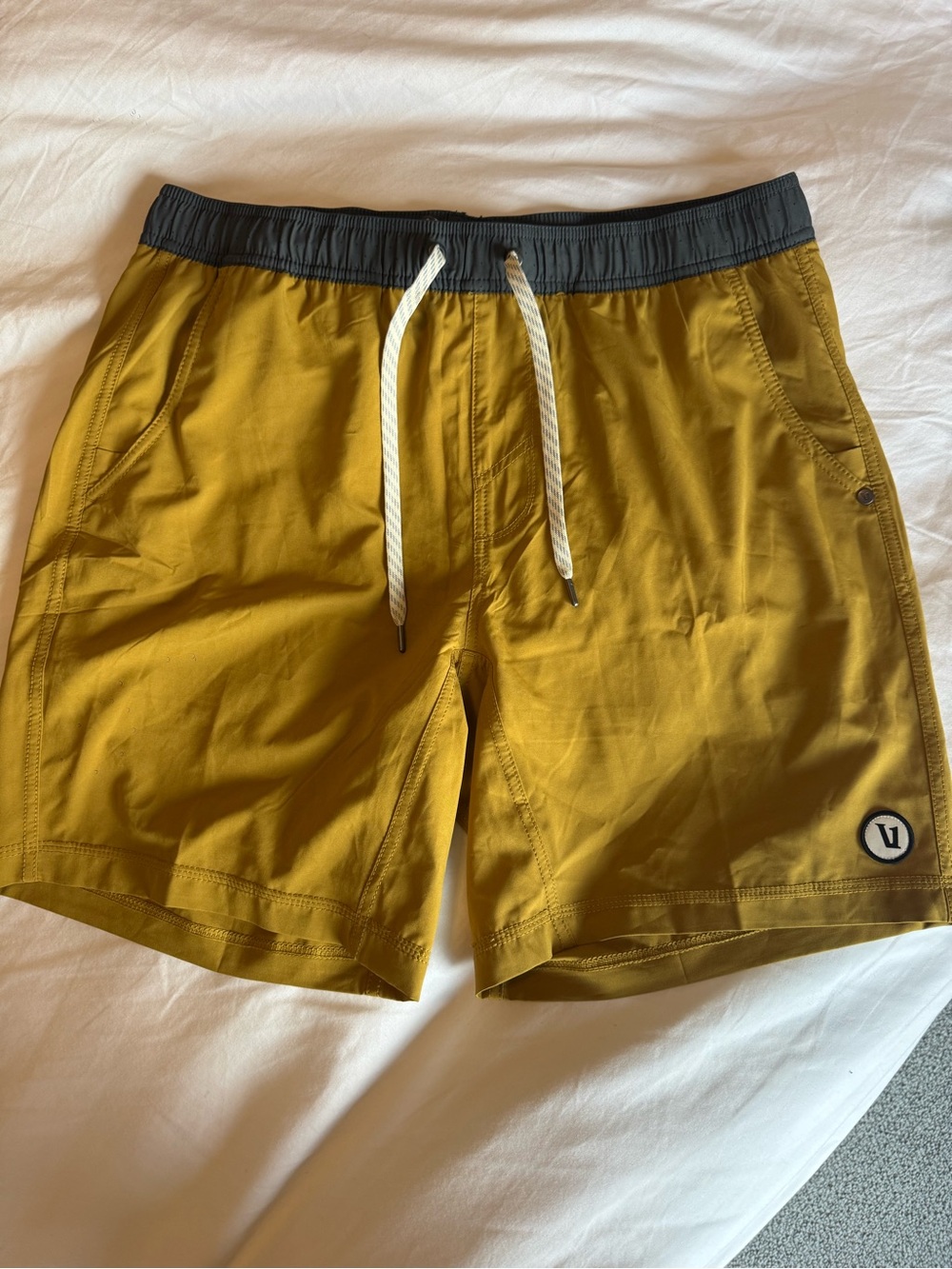 Men's Vuori Kore Short 7” in Yellow